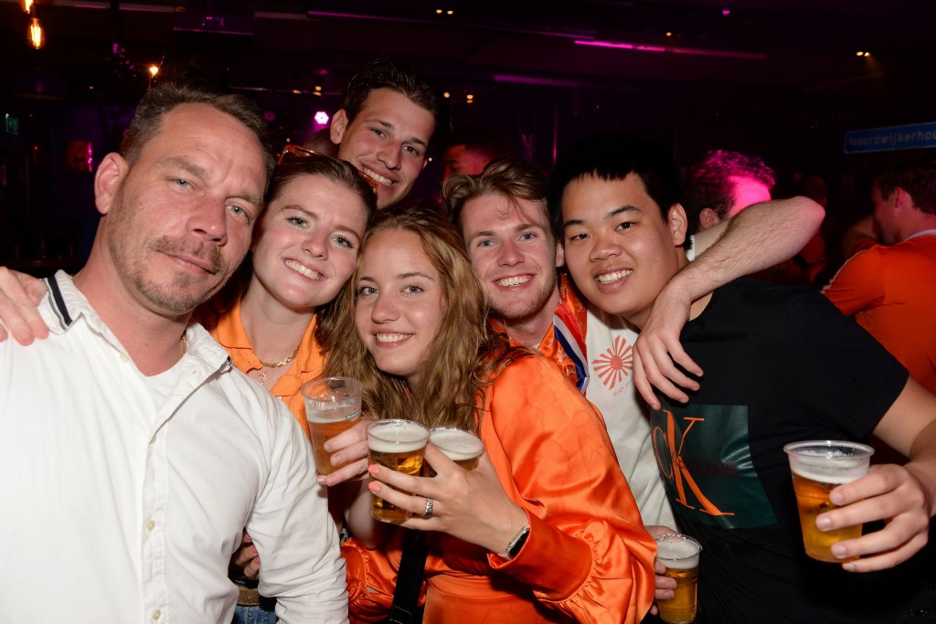 ../Images/Koningsnacht 2022 in VdG 461.jpg